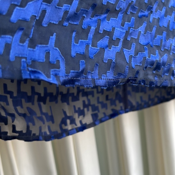 Reiss - silk blend - size 4 blue sheer statement blouse - Picture 4 of 7